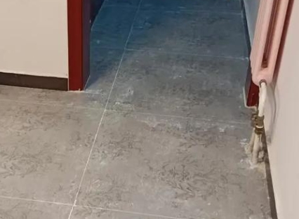 梁子湖瓷砖空鼓维修公司分享下梁子湖地砖空鼓了怎么办